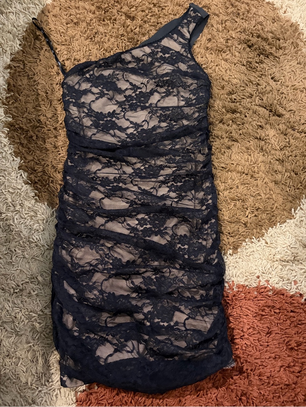 Forever 21 Navy One-Shoulder Lace Bodycon Dress